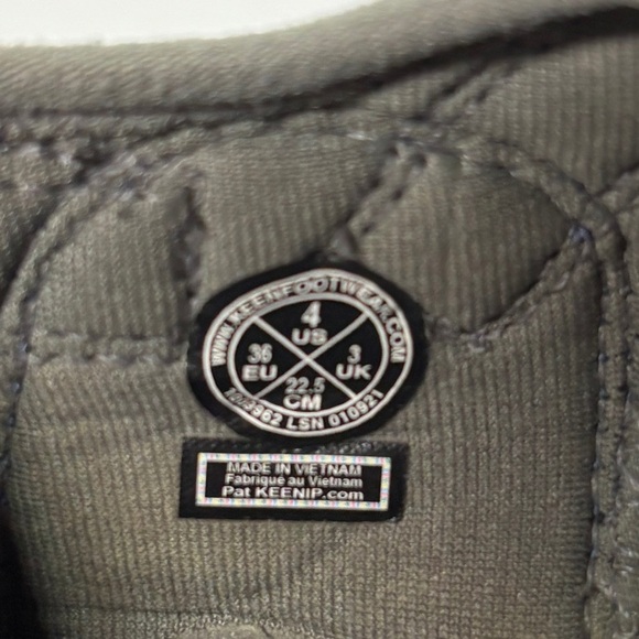 Kids Keen Navy/Black/yellow Water Shoes size 4 - Picture 3 of 7